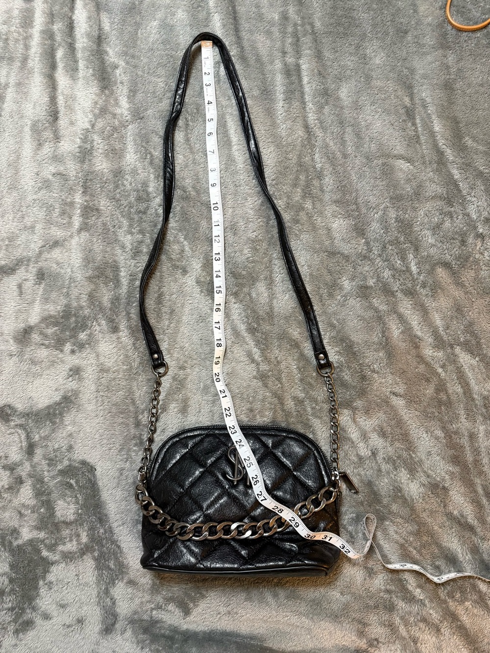 Steve Madden Black Quilted Crossbody with Chain Accent - Picture 3 of 7